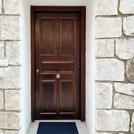 Pinelopi 阿拉霍瓦